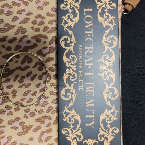 Makeup Bundle - Picture 6 of 6